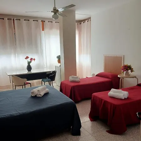 Pensión The Bridge - *