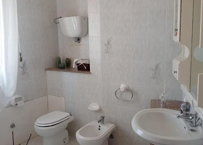 The Bridge - 招待所