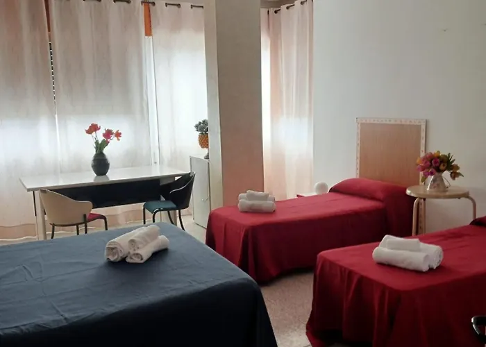 בית הארחה The Bridge - *